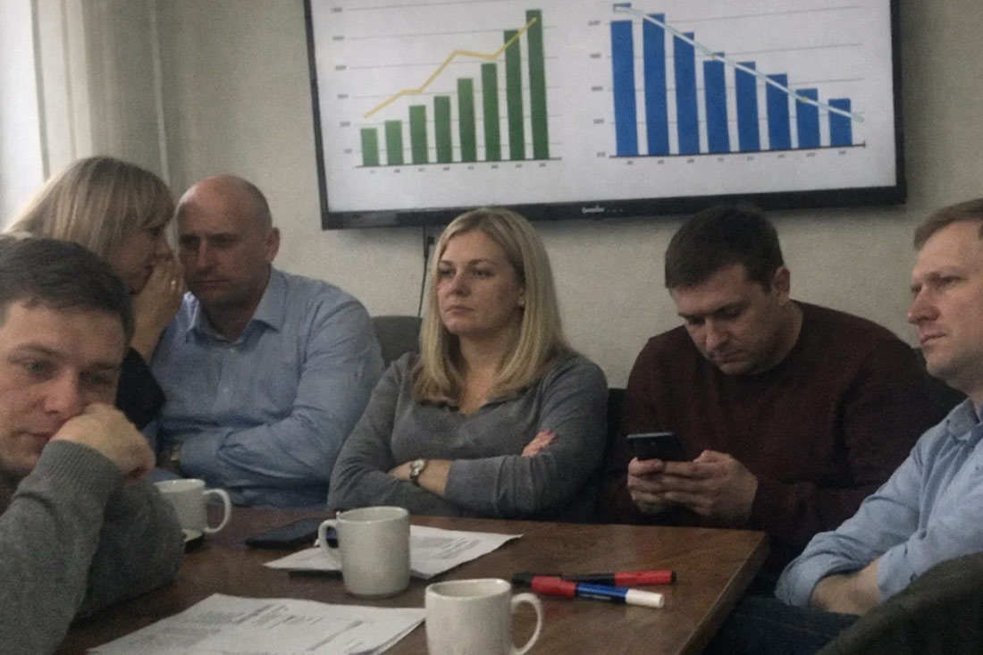 Почему традиционные KPI ломают логику оценки